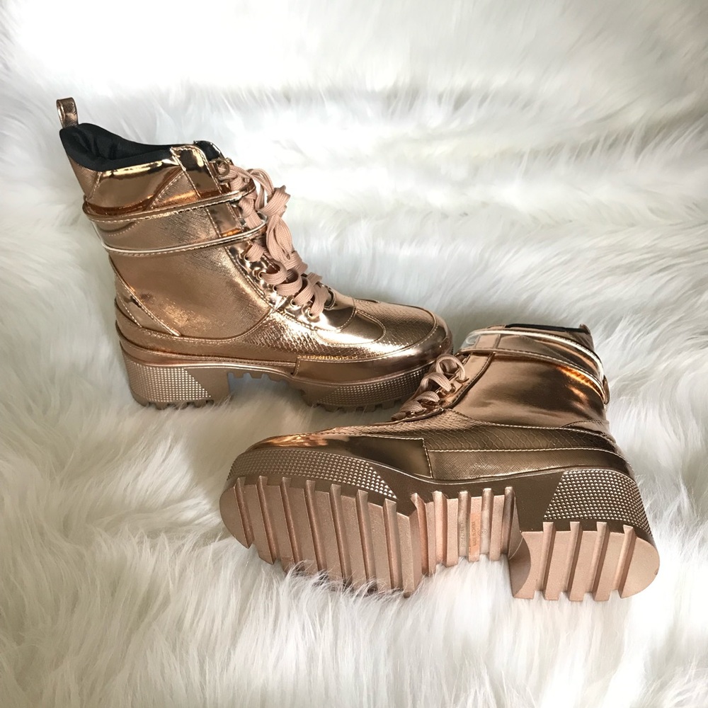 Unilady | Lug Sole Combat Boots - Picture 15 of 17
